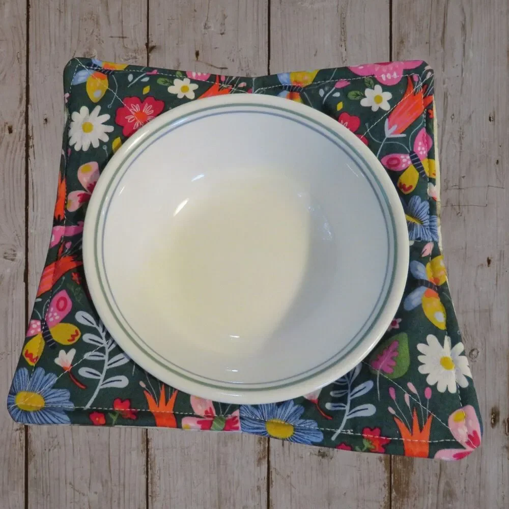 Microwave Bowl Cozy, Reversible Mushrooms and Moth Soup Bowl Holder